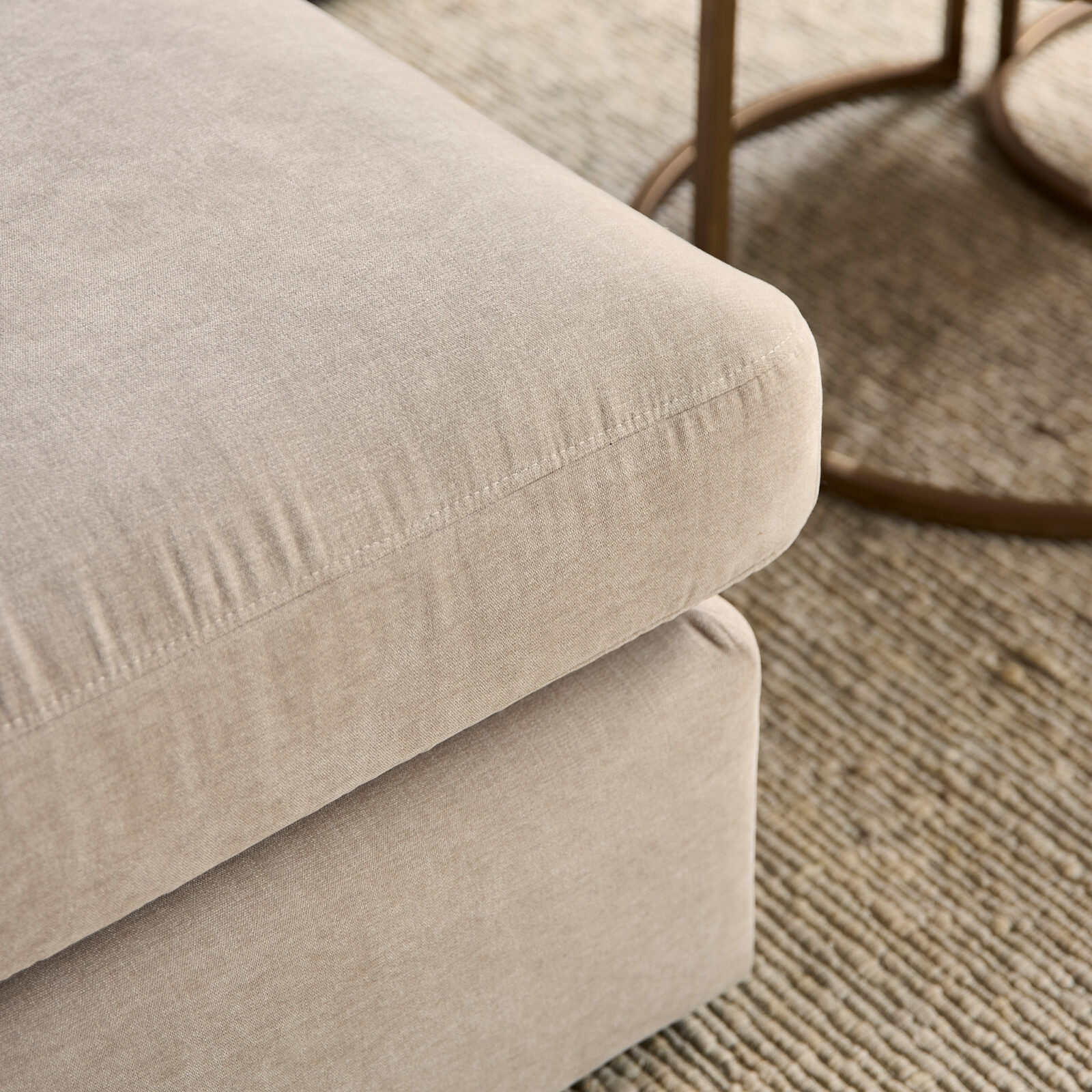 MySofa Jesse | Ottomane links + 2,5-Sitzer | Beige – Bild 5