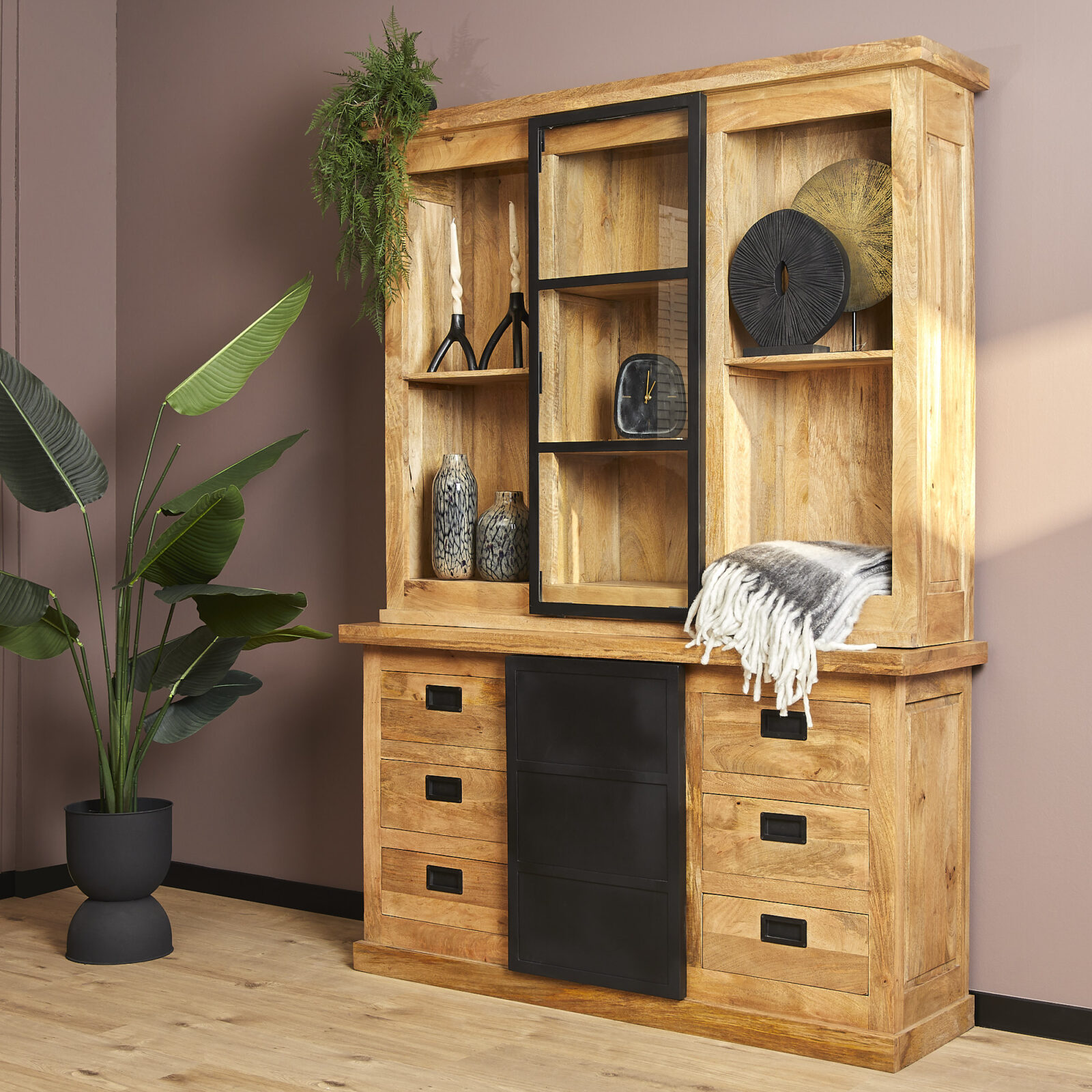 Nashville Vitrinenschrank | 160 cm