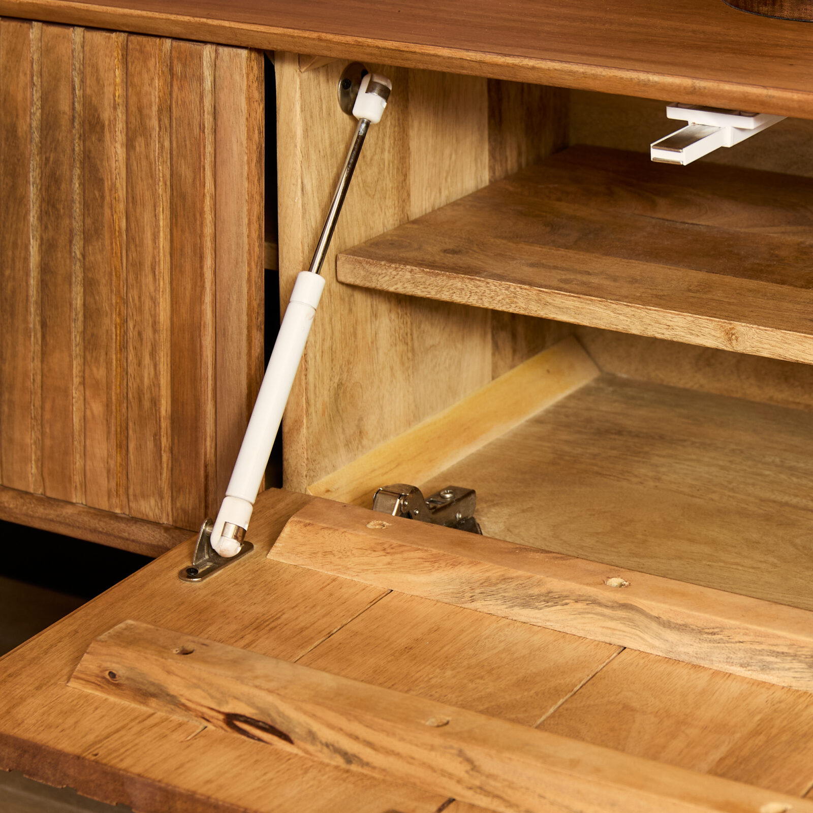 Schwebendes TV-Möbel Madison, natur | 200 cm – Bild 3